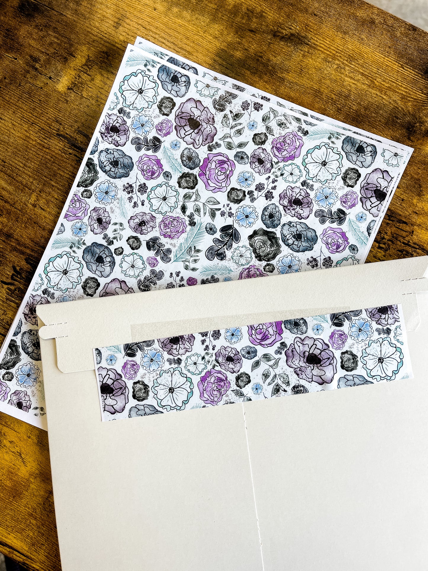 RTS Packaging Stickers | #RTS0190 -  FLORAL PACKING STRIPS